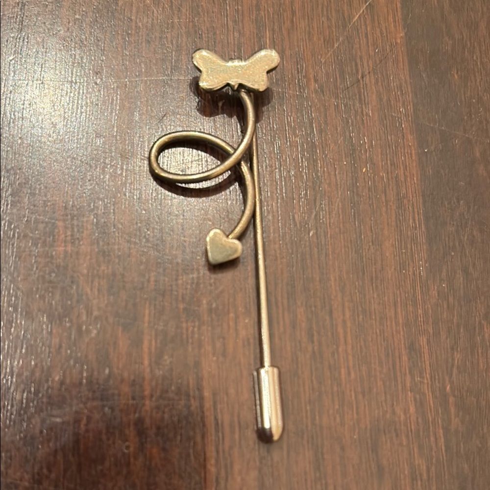 Elegant Silver Butterfly Heart Stick Pin
